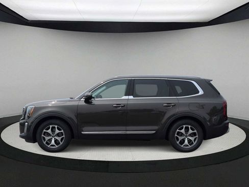 Used 2020 Kia Telluride EX w/ Towing Package AWD/4WD image 4