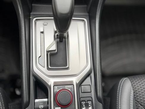 Used 2019 Subaru Forester Premium AWD/4WD image 15