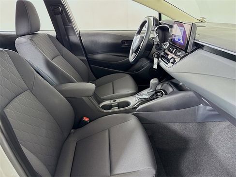 Certified 2025 Toyota Corolla LE image 24