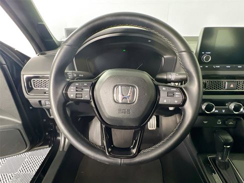 Used 2023 Honda Civic Sport image 11