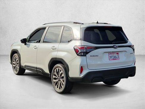Certified 2025 Subaru Forester Touring AWD/4WD image 8