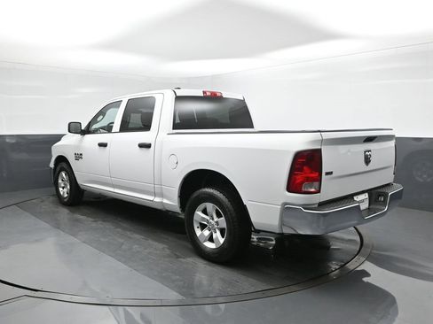 Used 2022 RAM 1500 Classic SLT image 5