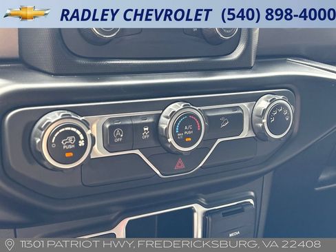 Used 2021 Jeep Wrangler Unlimited Sport AWD/4WD image 10