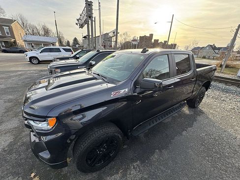 Certified 2022 Chevrolet Silverado 1500 LT Trail Boss image 9