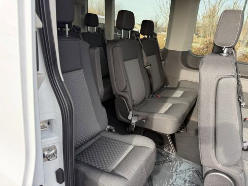 Used 2023 Ford Transit 350 XLT image 22