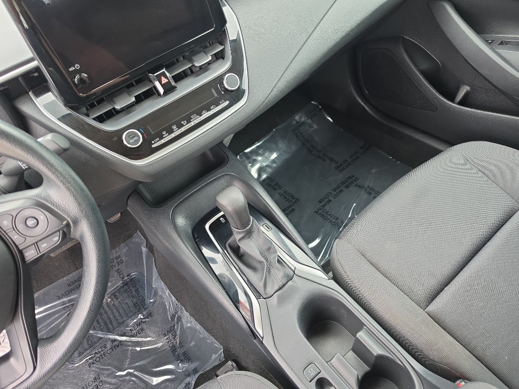 Used 2024 Toyota Corolla LE FWD image 10