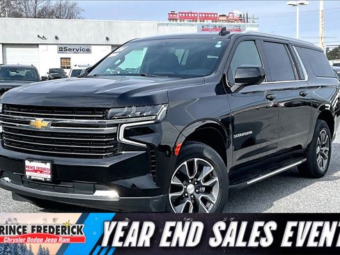 Used 2021 Chevrolet Suburban LT image 3