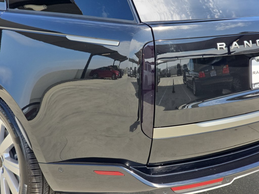 New 2026 Land Rover Range Rover SE AWD/4WD image 36