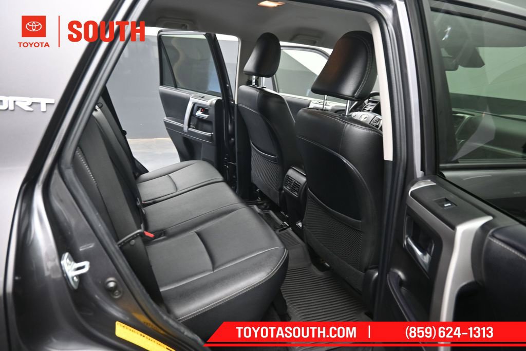 Used 2022 Toyota 4Runner TRD Sport w/ Technology Package AWD/4WD image 29