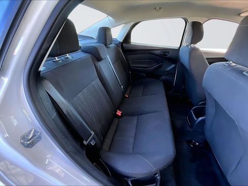 Used 2018 Ford Focus S image 22