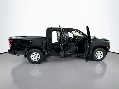 Used 2022 Nissan Frontier S w/ Technology Package image 25