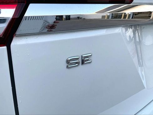 Used 2019 Volkswagen Atlas SE FWD image 30