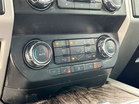 Used 2019 Ford F250 Lariat w/ Lariat Ultimate Package image 16