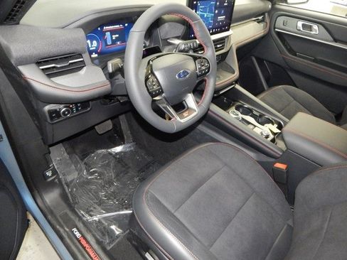New 2025 Ford Explorer ST image 14