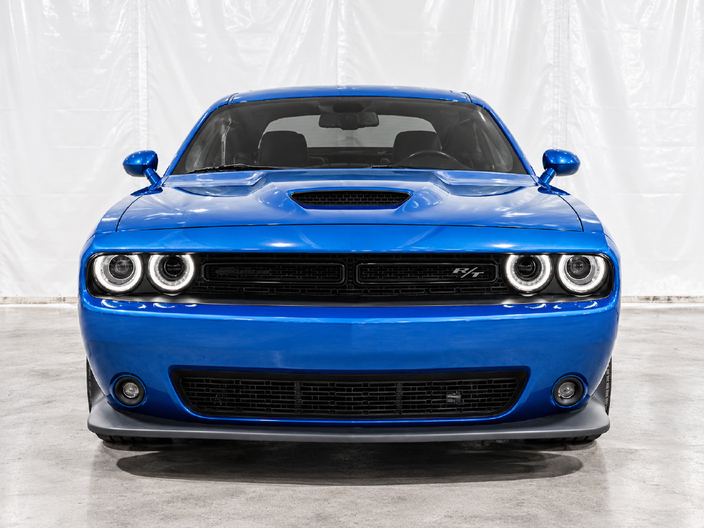 Used 2020 Dodge Challenger R/T w/ Blacktop Package RWD image 5