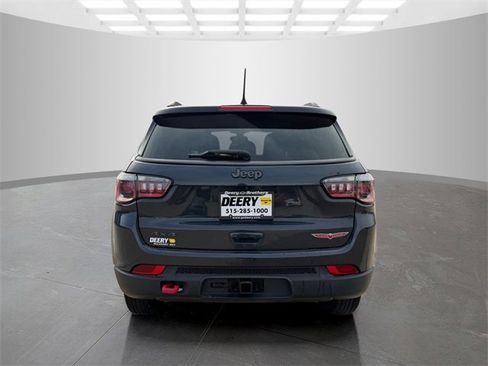 Used 2018 Jeep Compass Trailhawk w/ Cold Weather Group image 8