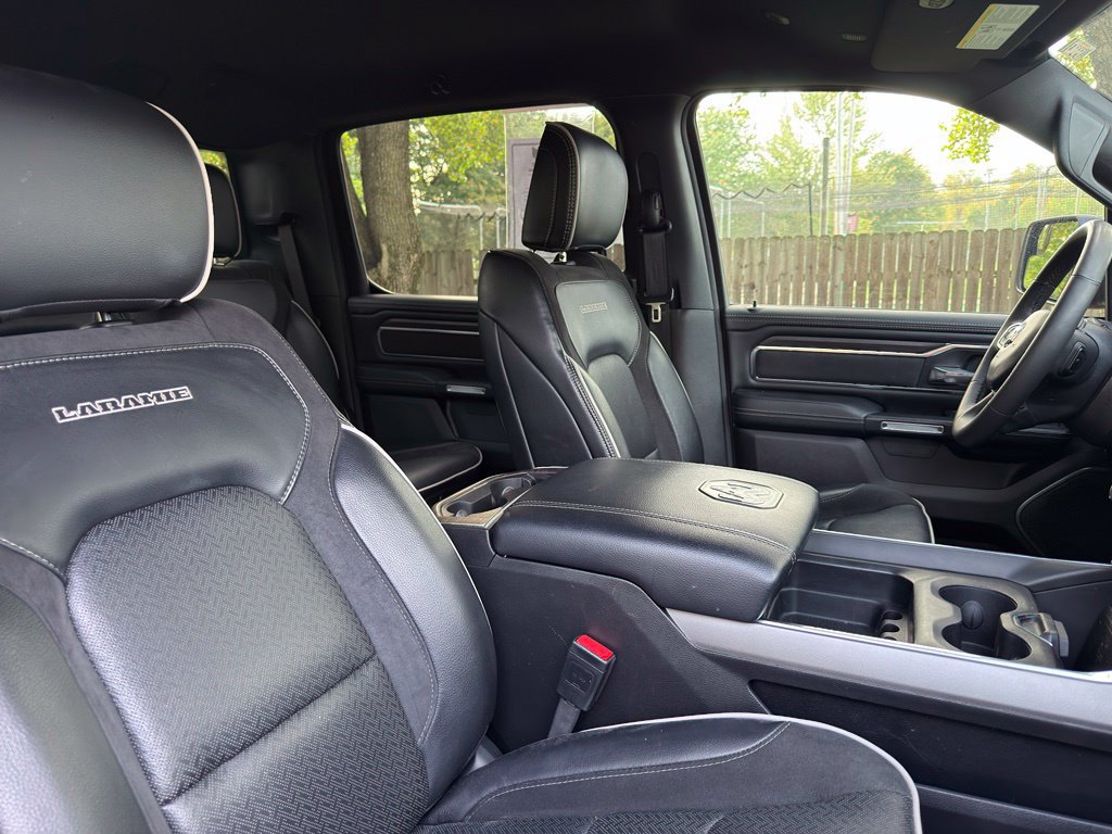 Used 2025 RAM 1500 Laramie AWD/4WD image 33