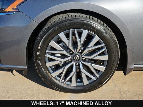 New 2025 Nissan Altima 2.5 SV image 29