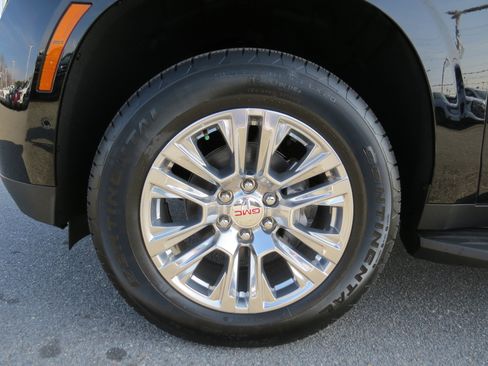 New 2026 GMC Yukon Denali image 13