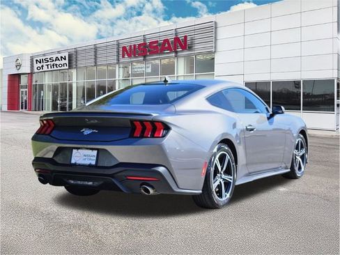 Used 2024 Ford Mustang Premium RWD image 4