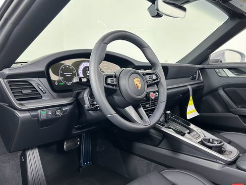 New 2026 Porsche 911 Carrera RWD image 4