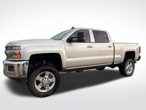Used 2016 Chevrolet Silverado 2500 LT w/ All Star Edition AWD/4WD image 9