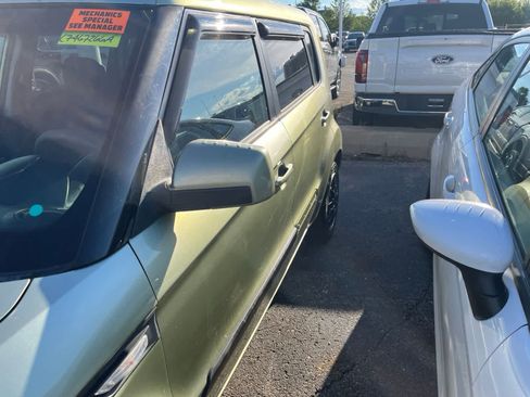 Used 2012 Kia Soul FWD image 8