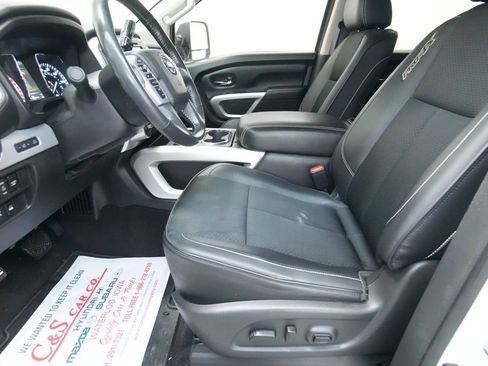 Used 2016 Nissan Titan PRO-4X image 16