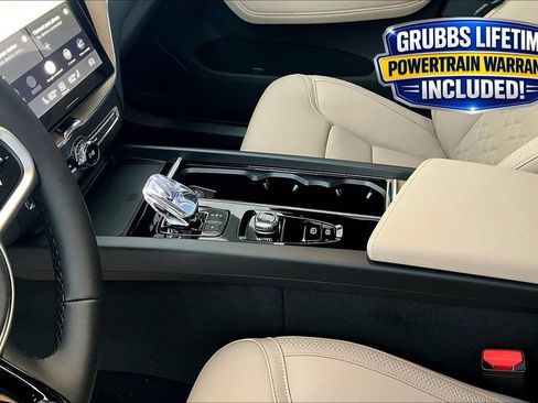 New 2026 Volvo XC60 B5 Core AWD/4WD image 19