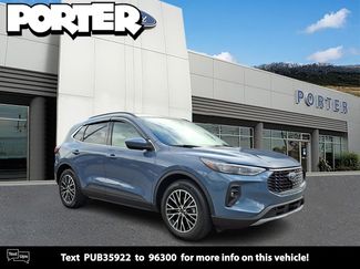 Used 2023 Ford Escape SE w/ PHEV Premium Package FWD video 1