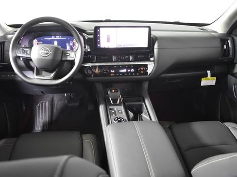 New 2026 Nissan Pathfinder SL AWD/4WD image 28