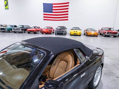 Used 1997 Aston Martin DB7 Volante RWD image 17