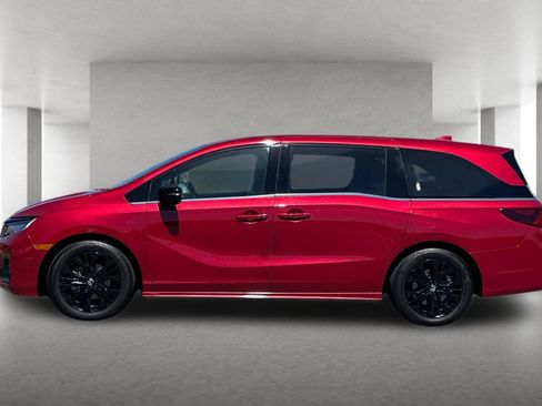 Certified 2025 Honda Odyssey Sport-L image 12