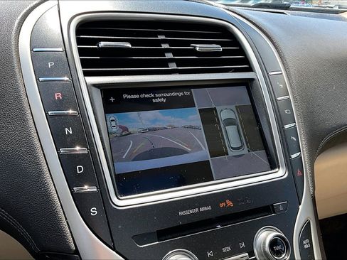 Used 2018 Lincoln MKX Reserve w/ Driver Assistance Package AWD/4WD image 30