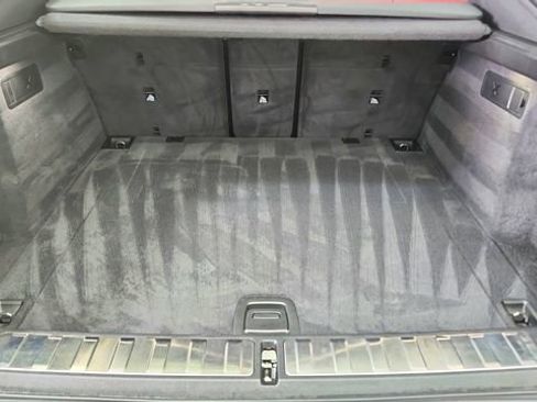 Used 2025 BMW X6 xDrive40i w/ Executive Package image 15