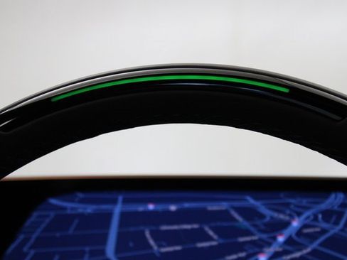 Used 2025 Cadillac CT5 V w/ Technology Package image 31