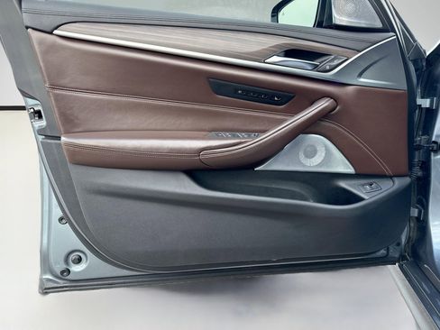 Used 2018 BMW M550i xDrive M550i xDrive image 22