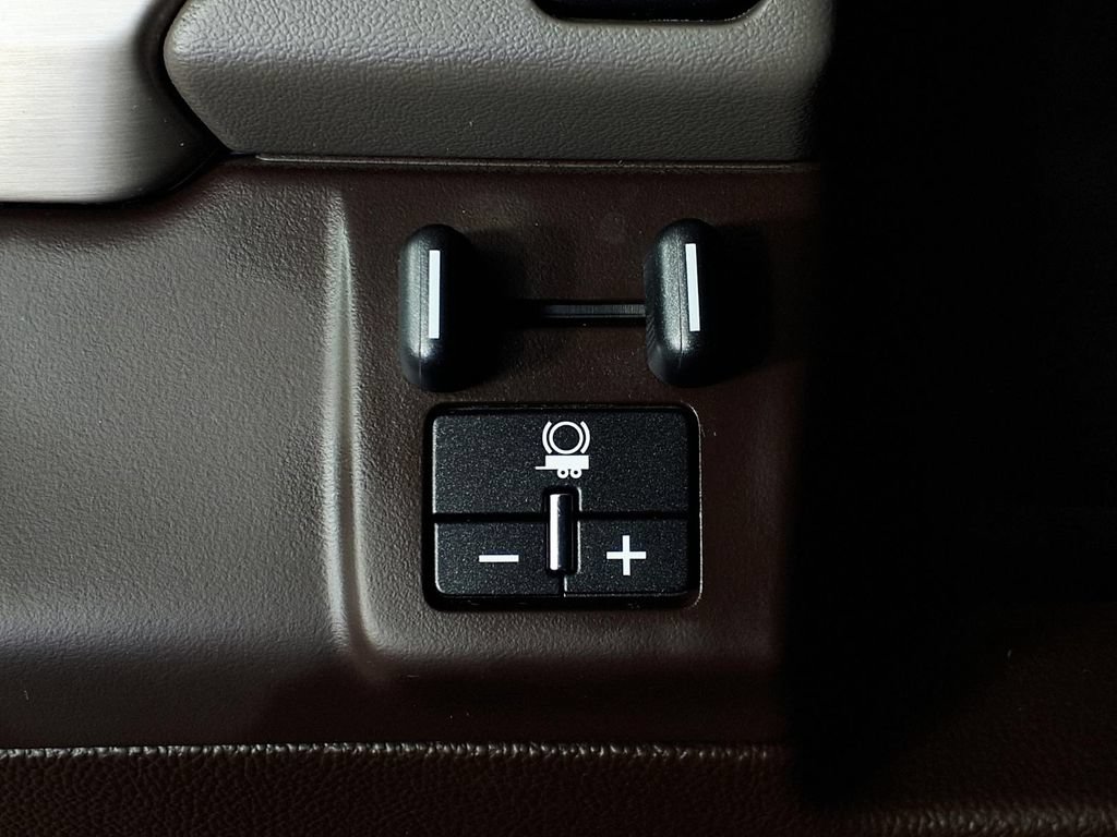 Used 2019 GMC Yukon Denali w/ Denali Ultimate Package RWD image 21