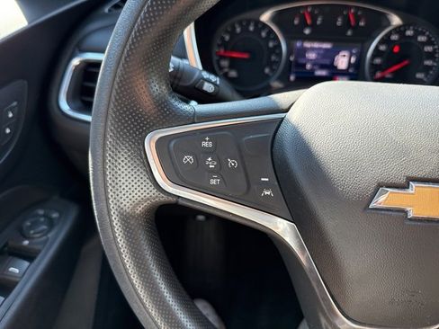 Used 2022 Chevrolet Equinox LT image 23