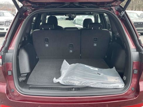 New 2026 Jeep Grand Cherokee Limited image 40