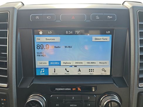 Used 2019 Ford F150 Raptor w/ Equipment Group 802A Luxury AWD/4WD image 18