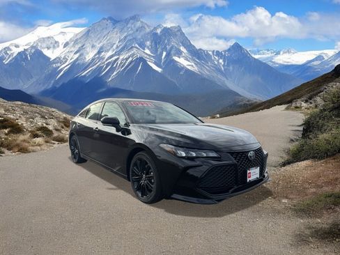 Used 2022 Toyota Avalon XSE image 7