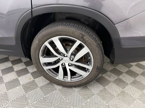 Used 2016 Honda Pilot Touring image 22