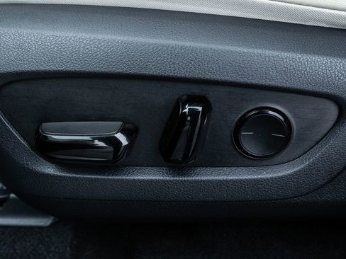 Used 2023 Lexus RX 350 Premium image 21