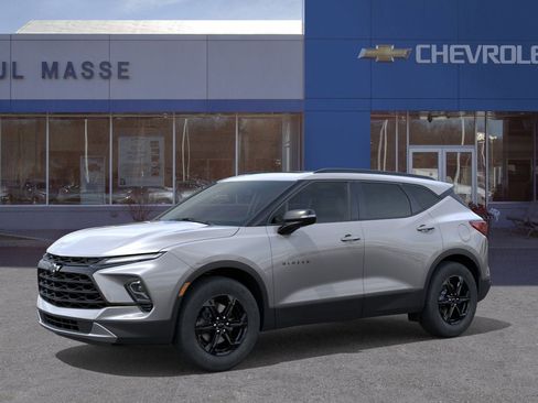 New 2026 Chevrolet Blazer LT image 2