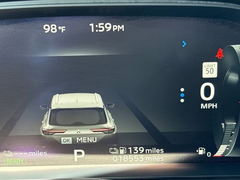 Used 2024 Mitsubishi Outlander 4WD Plug-In Hybrid image 19