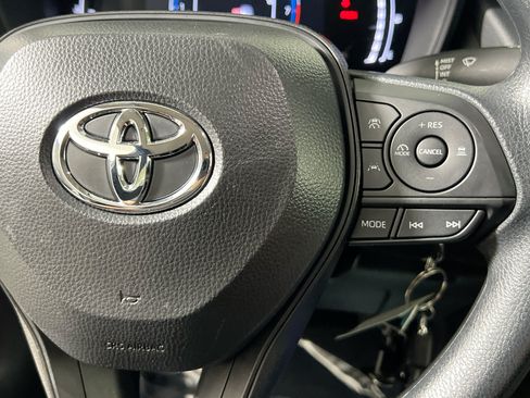 Used 2026 Toyota Corolla LE FWD image 20