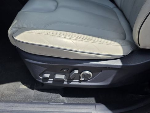 Used 2024 Hyundai Palisade Calligraphy FWD image 28