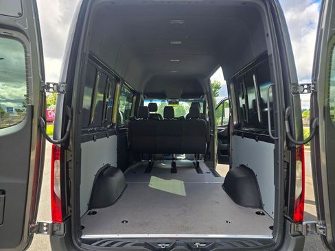 New 2026 Mercedes-Benz Sprinter 2500 image 18
