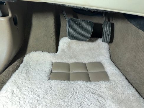 Used 2007 Jaguar XJ8 L RWD image 39